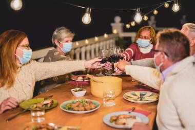 La Municipalidad pide realizar reuniones familiares al aire libre y respetar las medidas sanitarias