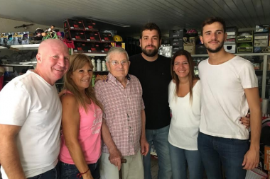 Delfino timbreó en Hurlingham junto a Mac Allister, Robledo y Daniela Reich