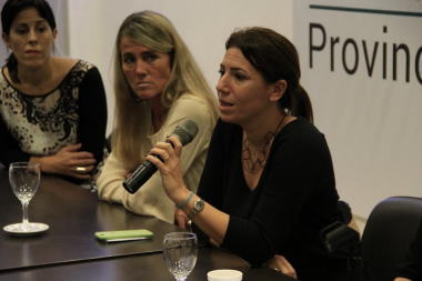 La senadora Reich presentó el curso “Género y trabajo legislativo”