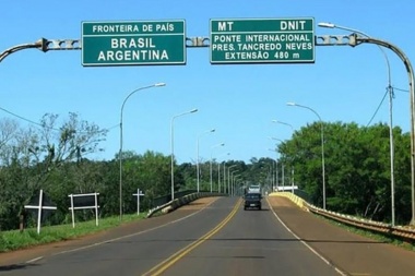 Abren las fronteras terrestres con Brasil