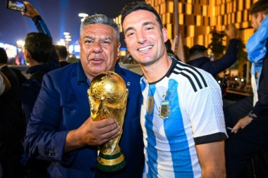 Chiqui Tapia: "El primer partido se debe jugar en Argentina y la final en Uruguay”