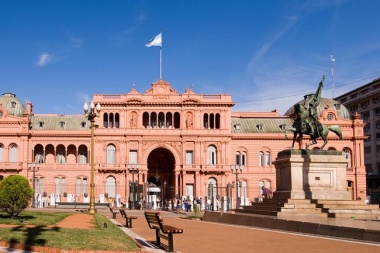 El Gobierno denunció la "clara intromisión" de la Corte "en proceso democrático y autonomía de provincias"