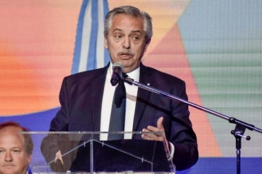 Alberto Fernández pide investigar denuncias sobre espionaje en la gestión de Cambiemos