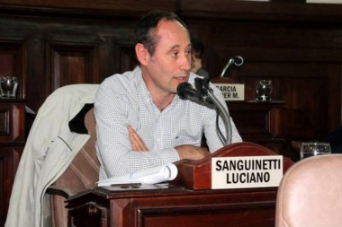 Sanguinetti dijo que sólo se está realizando el 14% de las obras en las escuelas