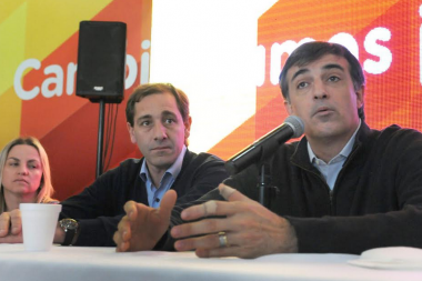 Esteban Bullrich de campaña por La Plata