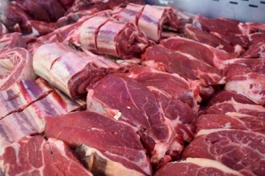 Desde el lunes, los supermercados ofrecerán ocho cortes de carne con bajas de hasta 30%
