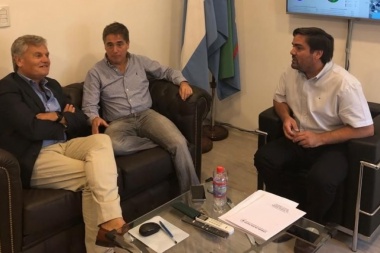 Proponen crear la figura del Defensor del Docente en la provincia