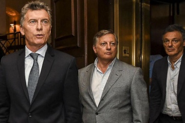Macri echó a Aranguren y a Francisco Cabrera
