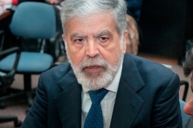 De Vido sobre los cuadernos: "Niego por completo haber recibido fondos ilegales"