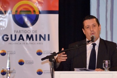 Polémica por el ingreso del Intendente de Guaminí a la Defensoría del Pueblo
