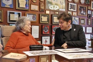 Kicillof homenajeará a Hebe de Bonafini en Plaza de Mayo