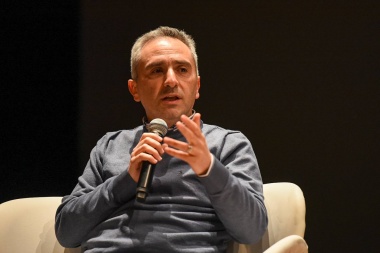 Larroque: "No votar al peronismo es un salto al abismo y quienes más lo van a pagar son los humildes"