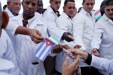 Apoyan desde la Provincia la llegada de médicos cubanos al sistema sanitario