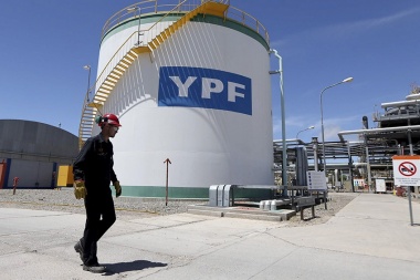 YPF confirmó que sumará más oferta de gasoil al mercado local