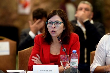 Silvina Batakis: "El país necesita una matriz productiva más diversa"
