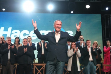 Schiaretti lanzó su precandidatura presidencial con la propuesta de nacionalizar el modelo de gestión cordobés