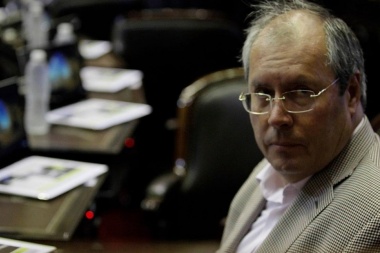 Desde el gobierno descartan un móvil político en el ataque a Olivares