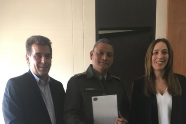 Vidal se reunió con el director de la división de antinarcóticos de Colombia