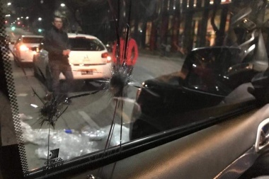 Atacaron el vehículo en el que se trasladaba José Luis Espert