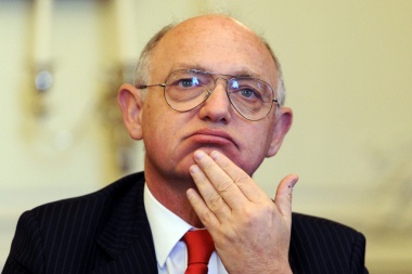 Timerman quiere declarar de manera espontánea por la AMIA