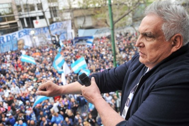 El Pata Medina, Núñez Carmona y De Sousa se agarraron a las piñas