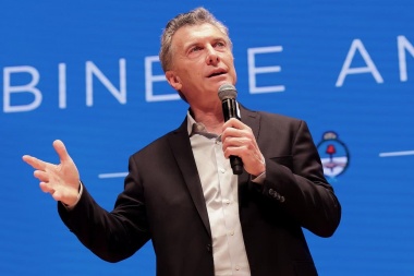 Macri anunció que se van a desarrollar 5.000 kilómetros de fibra óptica
