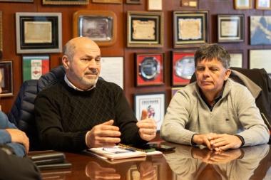Mario Secco firmó un nuevo aumento para los trabajadores municipales de Ensenada