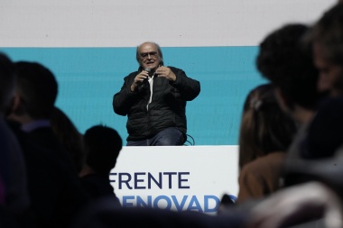 De Mendiguren consideró que "Massa es el mejor candidato" del FdT