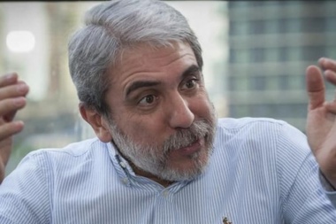 Imputan a Aníbal Fernández por vender dos vehículos cuando estaba inhibido