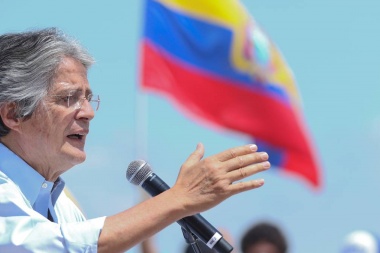 Alberto Fernández saludó a Guillermo Lasso