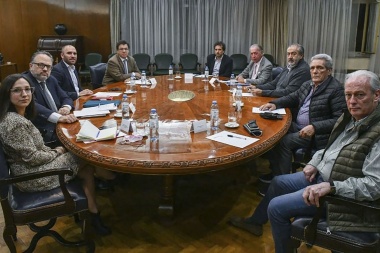 Gobierno, UIA y CGT discuten medidas para la inflación