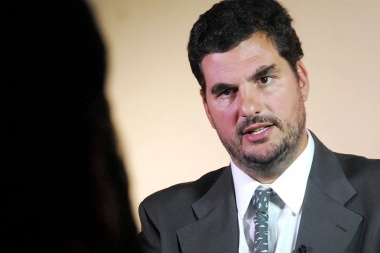 Eugenio Burzaco confirmó que la policía porteña implementará las Taser