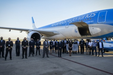 Arriba este mediodía a Moscú un vuelo de Aerolíneas Argentinas que traerá más vacunas
