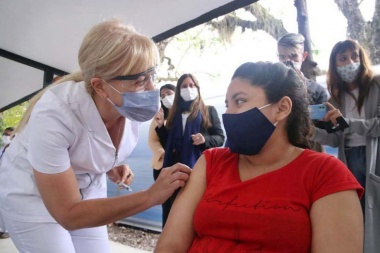 El Gobierno lanzó la campaña de vacunación antigripal 2021