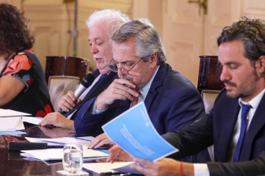 Alberto se reúne con el comité de Salud para definir cómo sigue la cuarentena en Argentina