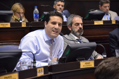 Abad defendió las prórrogas en las emergencias de infraestructura y administrativa