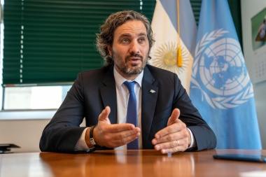 "Argentina necesita que la política de respuesta y no que genere espectáculos penosos", dijo Cafiero