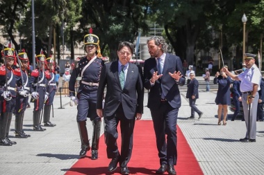 Cafiero brindó detalles del encuentro entre Fernández y el Ministro de Asuntos Exteriores de Japón