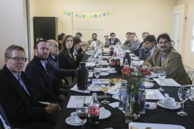 Vidal reunió a su gabinete en San Miguel
