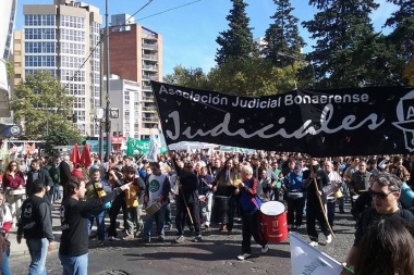 Judiciales bonaerenses convocaron a un paro para el miércoles
