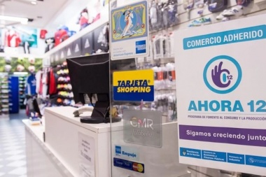 El Gobierno extendió el Ahora 12 hasta el 31 de marzo