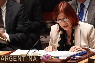 El Gobierno creó el cargo de “representante especial de política feminista” en el exterior