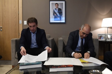 Salvador y Santilli firmaron convenio de cooperación