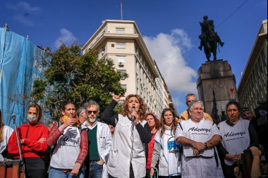 Paro y marcha contra la modificación del Estatuto Docente