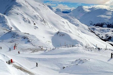 Invierno 2021: Cuánto cuesta esquiar o hacer snowboard en Río Negro