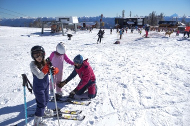 Vacaciones de invierno en Bariloche o San Martín: cuánto sale y qué se puede hacer