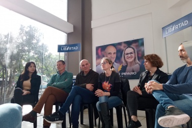 José Luis Espert y Carolina Píparo relanzaron su campaña en La Plata