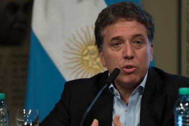 Para Dujovne, los inversores "dudan" por la candidatura de Cristina Kirchner