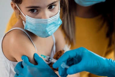 La Sociedad Argentina de Pediatría avaló la decisión oficial de vacunar a niños contra la Covid-19