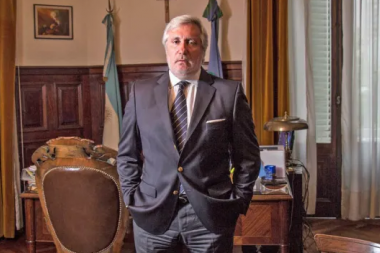 El FdT pide el juicio político a Conte Grand